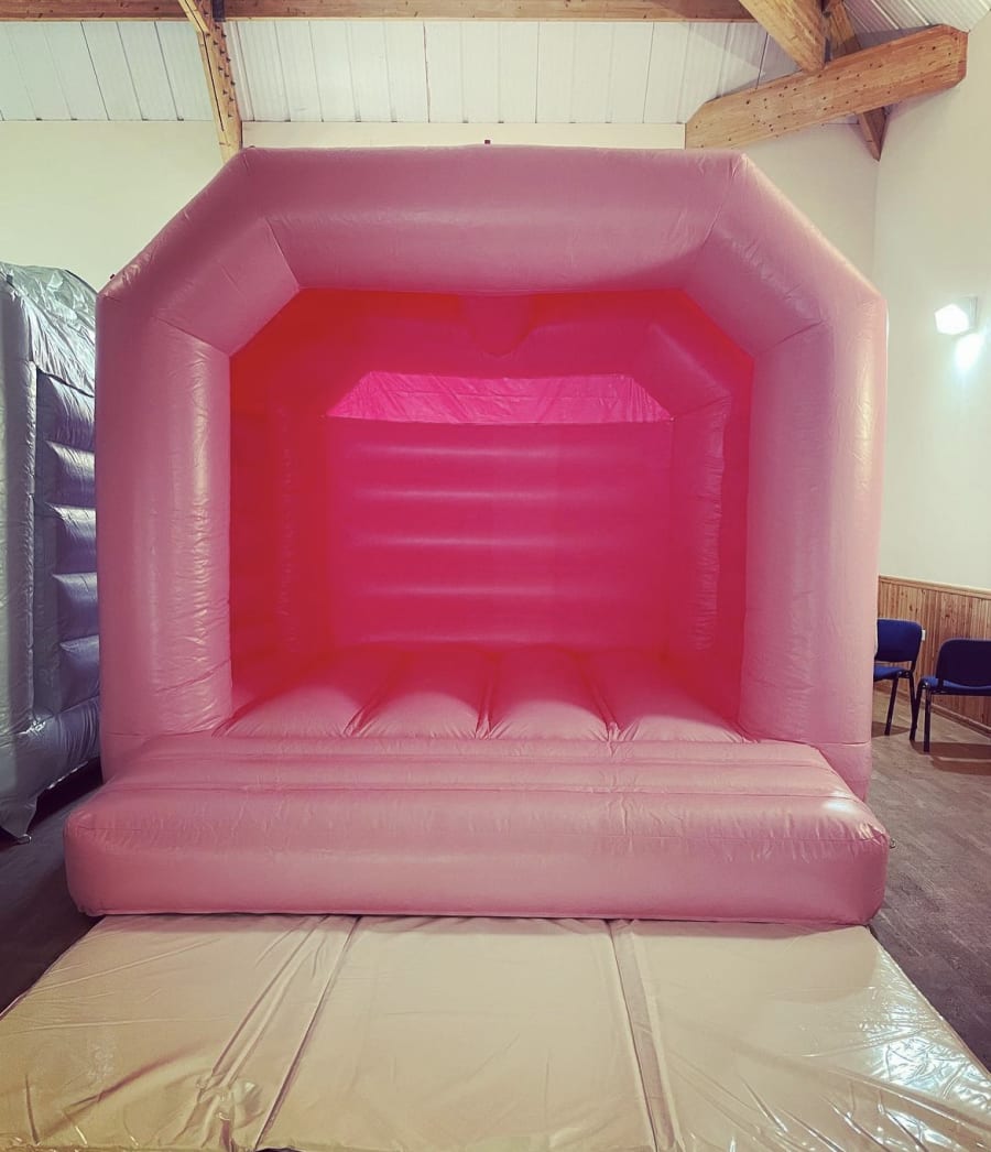 Bouncy Bouncy Boo Castle Hire