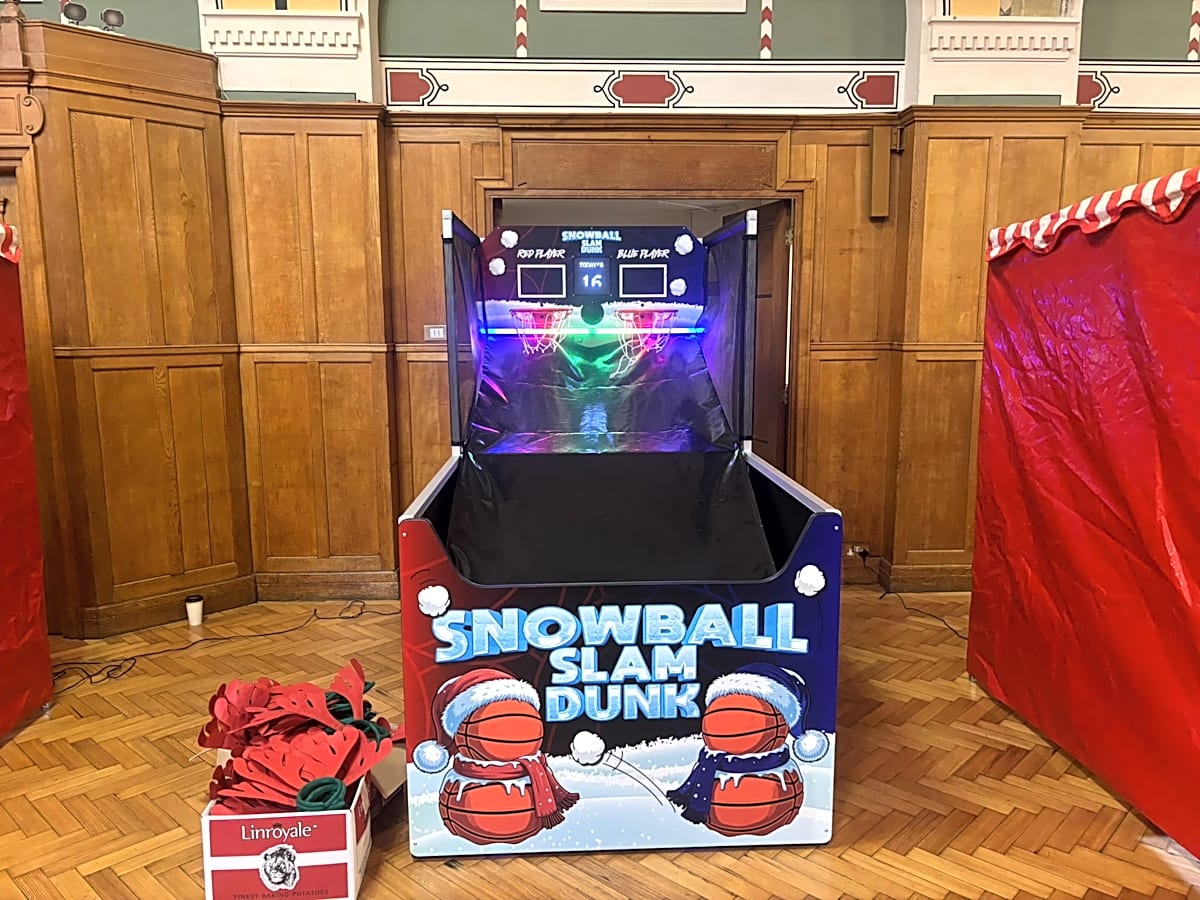 Snowball Themed Basketball Game Hire
