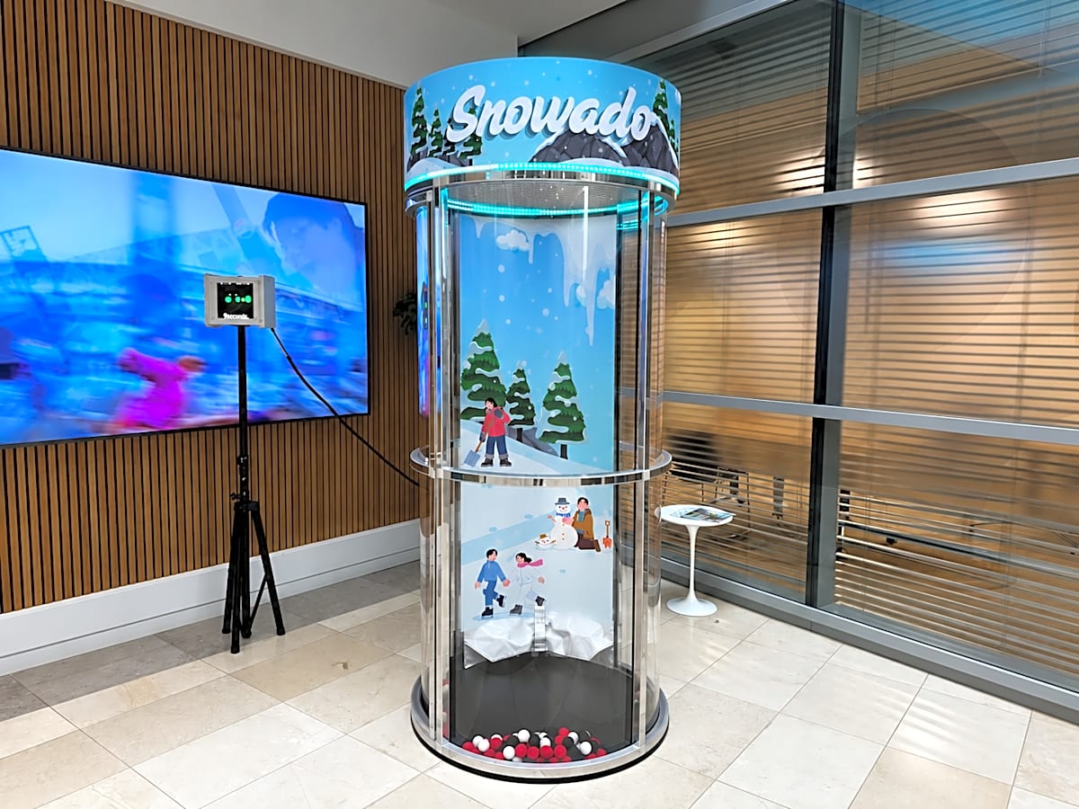 Snownado Hire (Christmas Snow Ball Grabber)