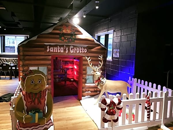 Christmas Prop Hire – photo 5