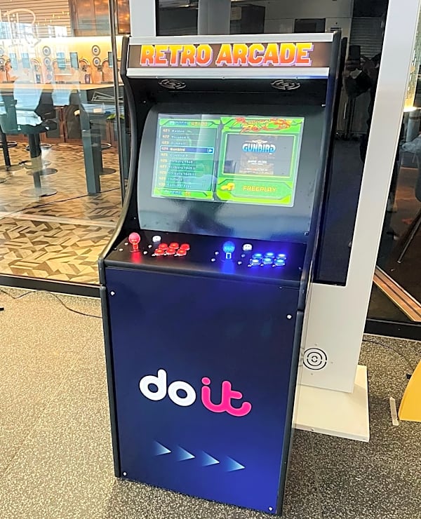 Retro Arcade Machine Hire – photo 7
