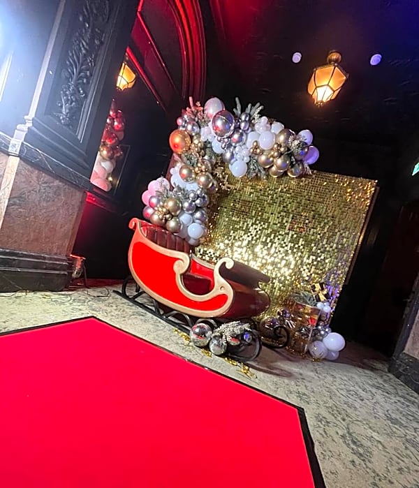 Christmas Sleigh Prop – photo 7