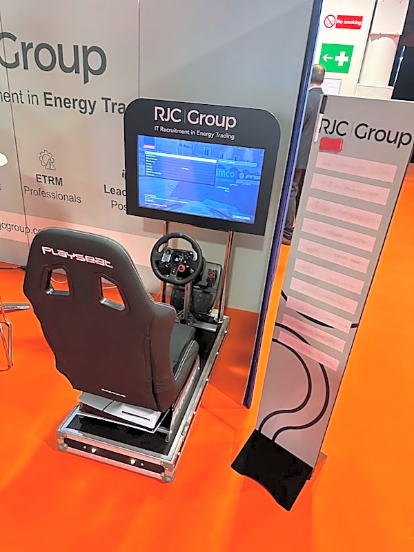 Racing Car Simulator Hire - Bespoke Branded – photo 5
