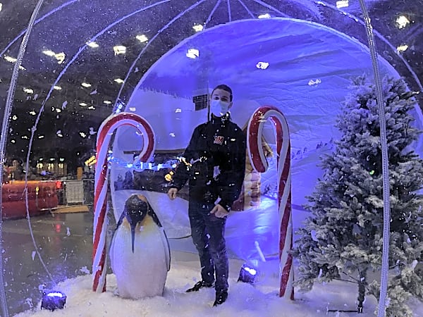 Mini Snow Globe Hire – photo 5