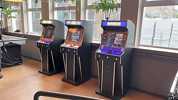 Pacman Arcade Machine Hire – photo 7