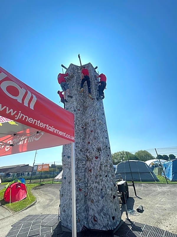 Rock Climbing Wall Hire – photo 9