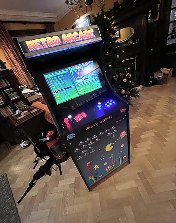 Retro Arcade Machine Hire – photo 8