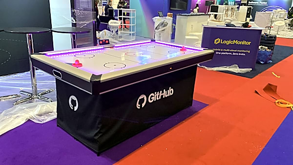 Air Hockey Table Hire - Bespoke Branded – photo 4