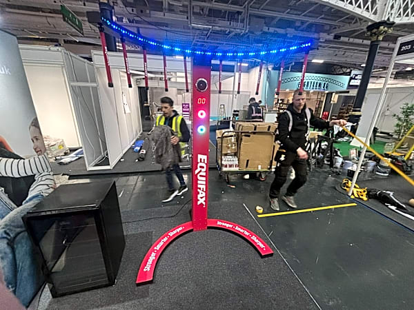 Catch It Reaction Ring Hire - Bespoke Branded – photo 2