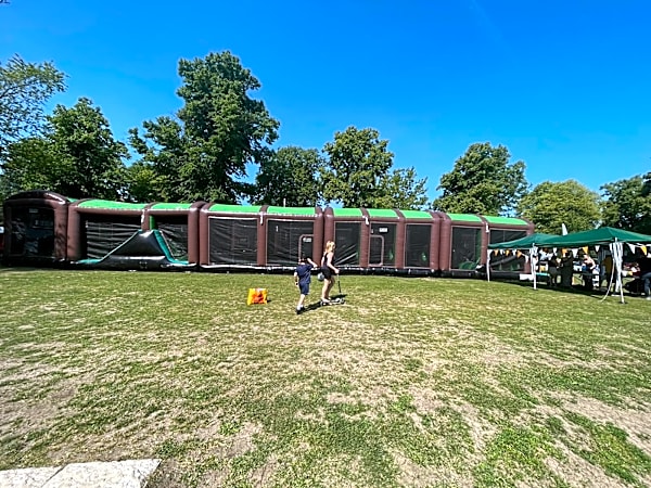 Mega Obstacle Course 220ft – photo 8