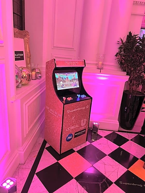 Retro Arcade Machine Hire – photo 5