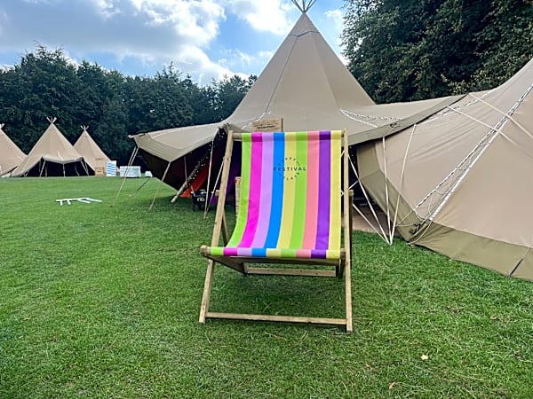Giant Deckchair - Bespoke Branded – photo 6
