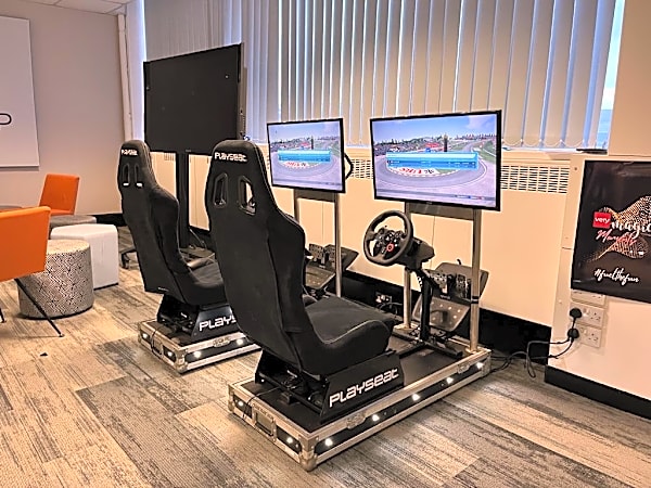 Driving Racing Simulator Hire - 2 Player – photo 8