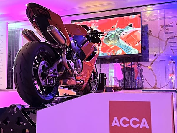 Moto Trainer Motorbike Simulator Hire – photo 3