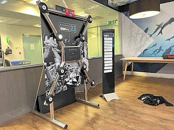 Batak Lite Hire - Bespoke Branded – photo 3