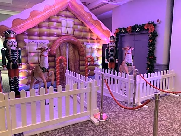 Santa Grotto - INC Props