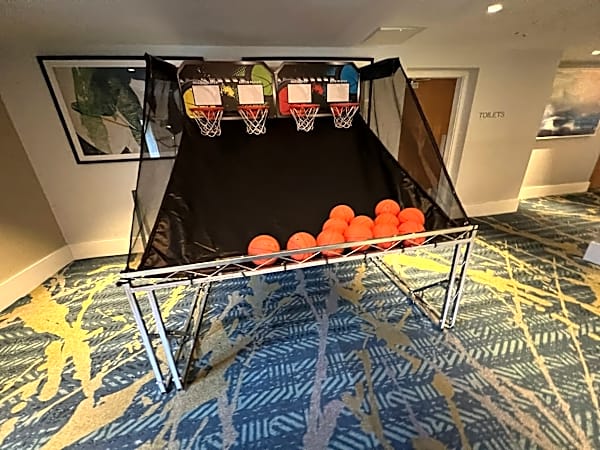 Arcade Basketball Hire - 4 Player – photo 4