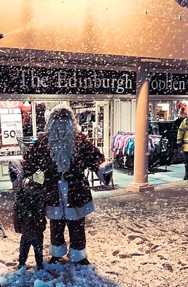 Snow Machine Effect Hire – photo 7