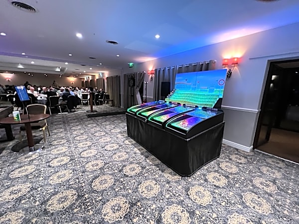 Kentucky Derby Game Hire – photo 9