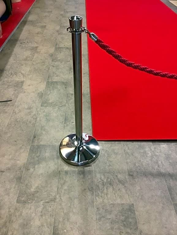 Rope & Pole Red Carpet 15m
