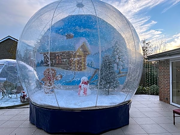 Snow Globe Experience Hire – photo 8