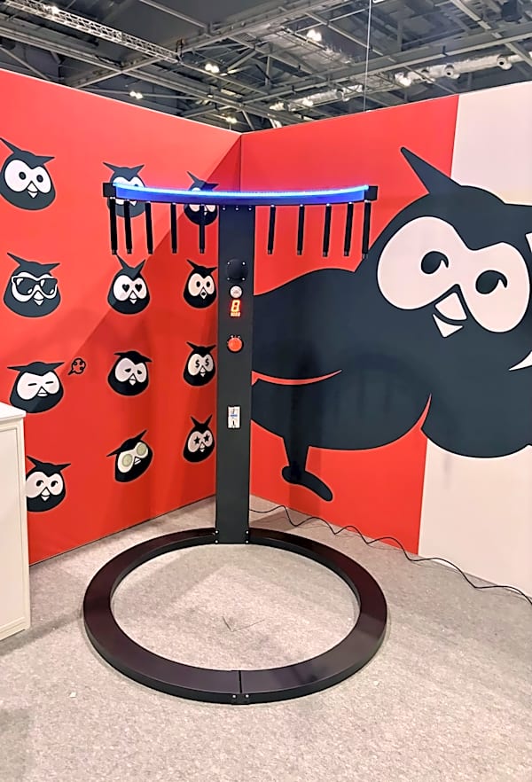 Catch It Reaction Ring Hire – photo 3