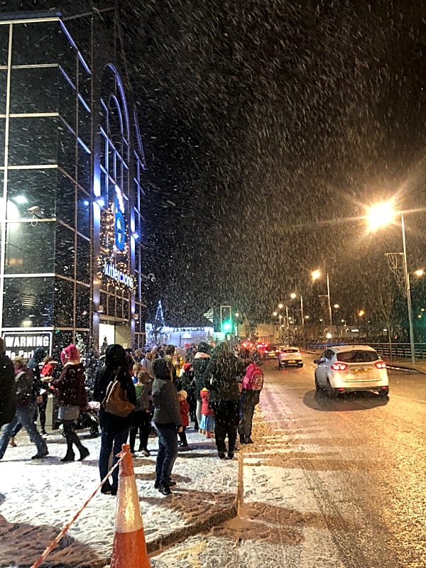 Snow Machine Effect Hire – photo 8