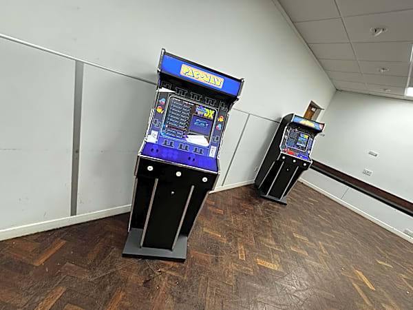 Pacman Arcade Machine Hire – photo 5