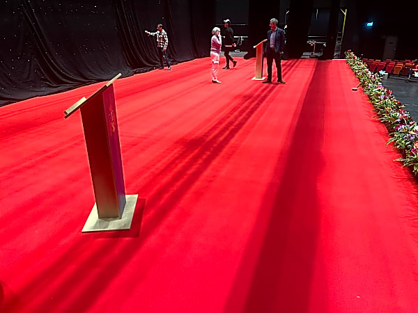Bespoke Rope & Pole / Red Carpet