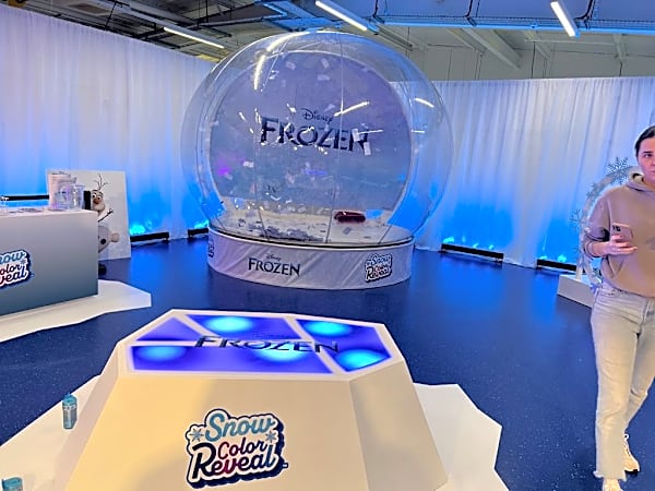 Bespoke Branding Snow Globe Experience Hire – photo 3