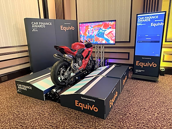 Moto Trainer Motorbike Simulator Hire – photo 8