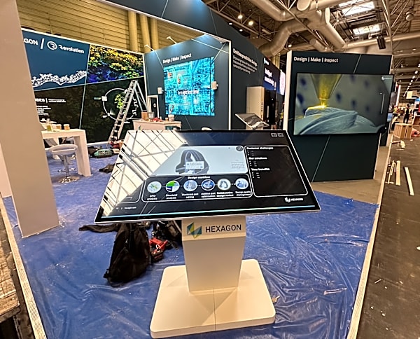 Exhibition Stand Kiosk Touch Screen Hire