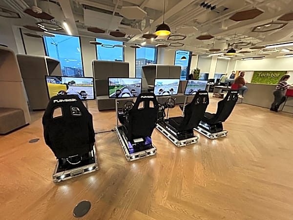 Driving Racing Simulator - 4 Player Hire – photo 8