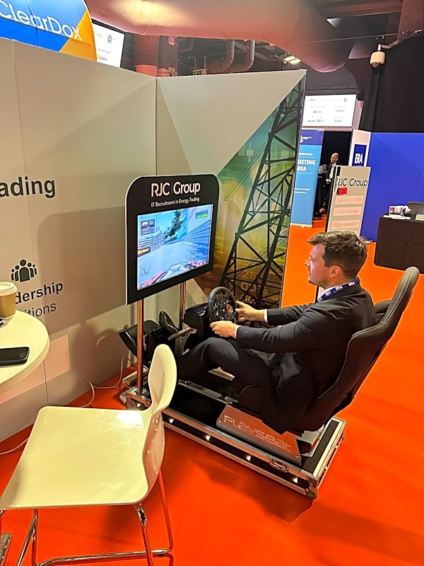 Racing Car Simulator Hire - Bespoke Branded – photo 6