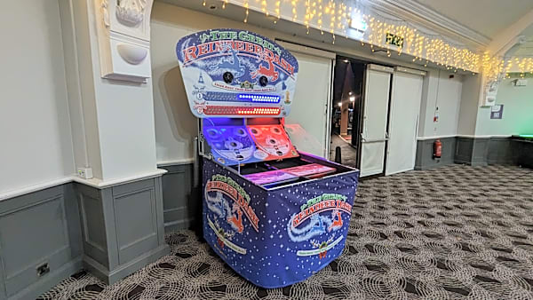 Bounce A Ball Reindeer Racing – photo 3