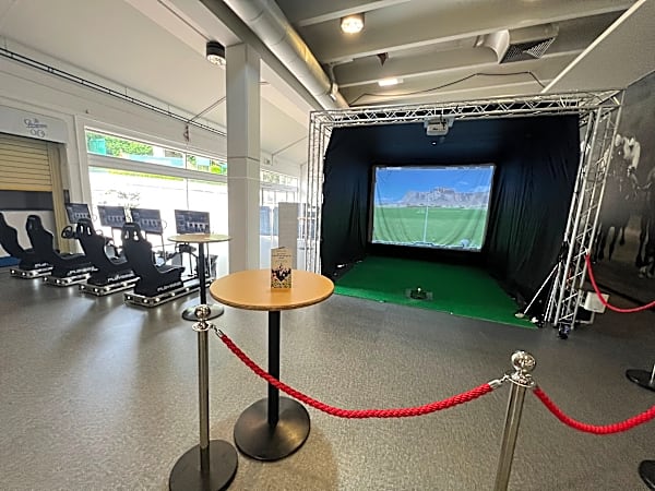 Golf Simulator Hire – photo 4