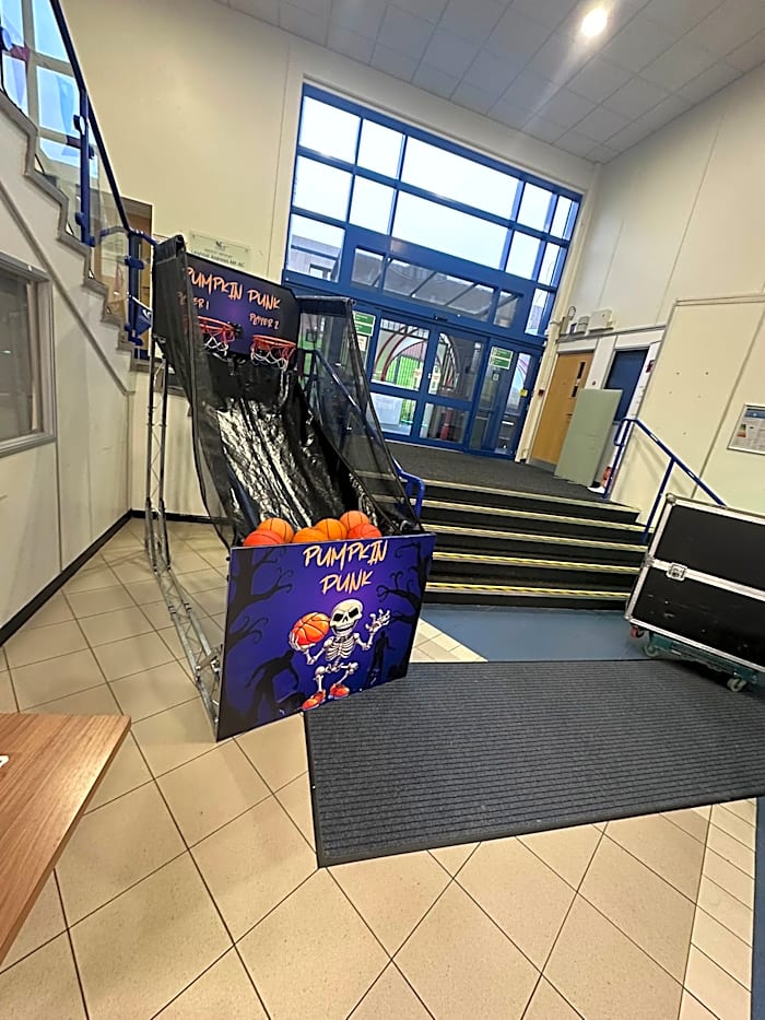 Pumpkin Dunk Themed Basketball Game
