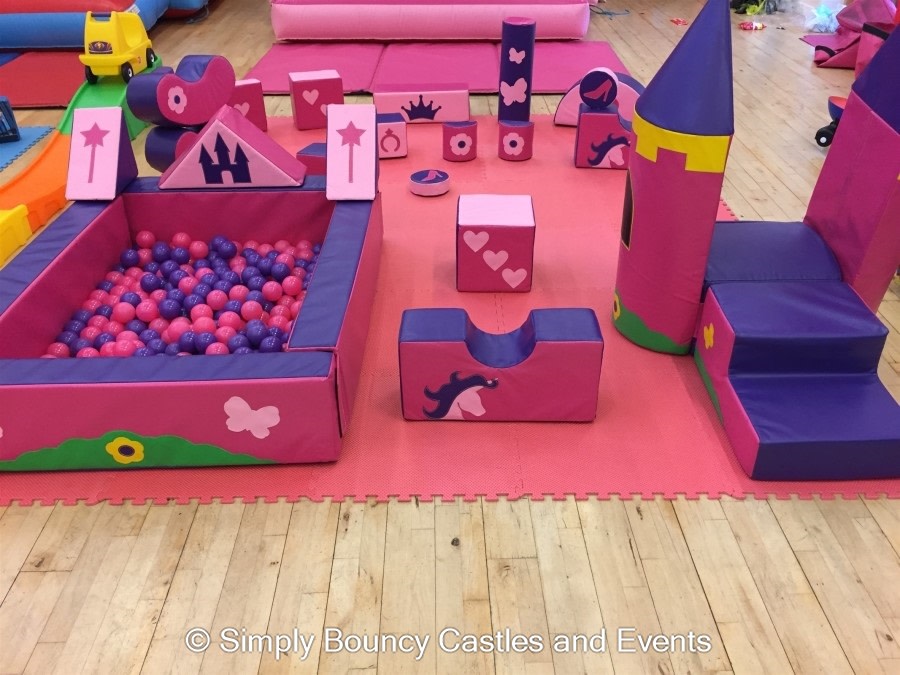 Deluxe Pink Soft Play Bouncy Castle Hire In Gravesend Strood Sidcup Welling Northfleet Sevenoaks Dartford Chatham